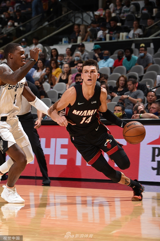 的快速反击 的快速反击