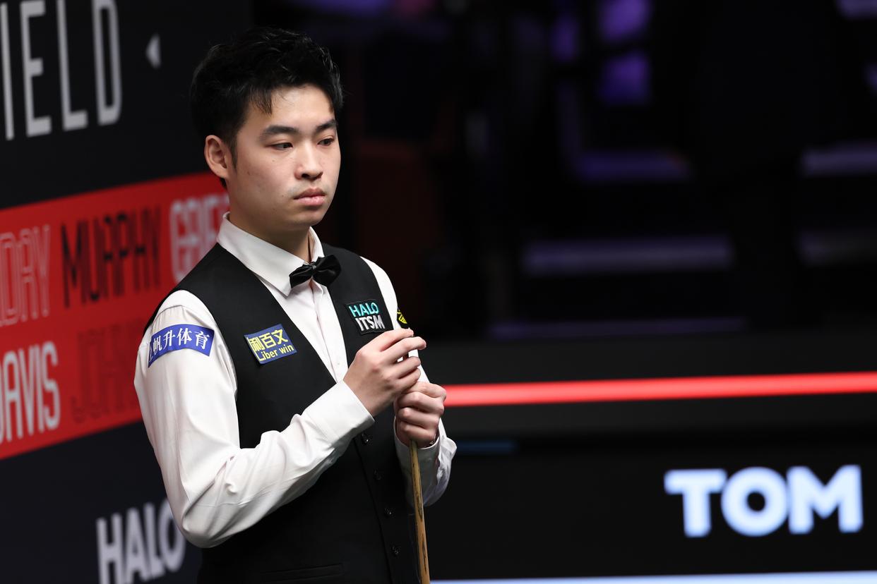 完成三项自 完成三项自